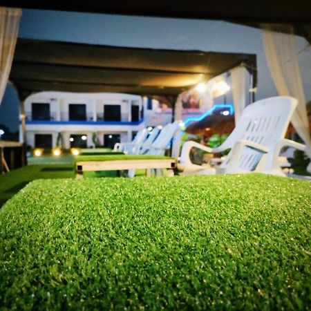 Wixky Hotel نونغ خاي المظهر الخارجي الصورة