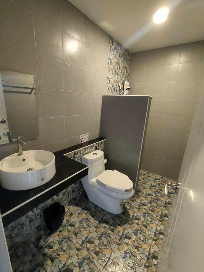 Wixky Hotel نونغ خاي المظهر الخارجي الصورة