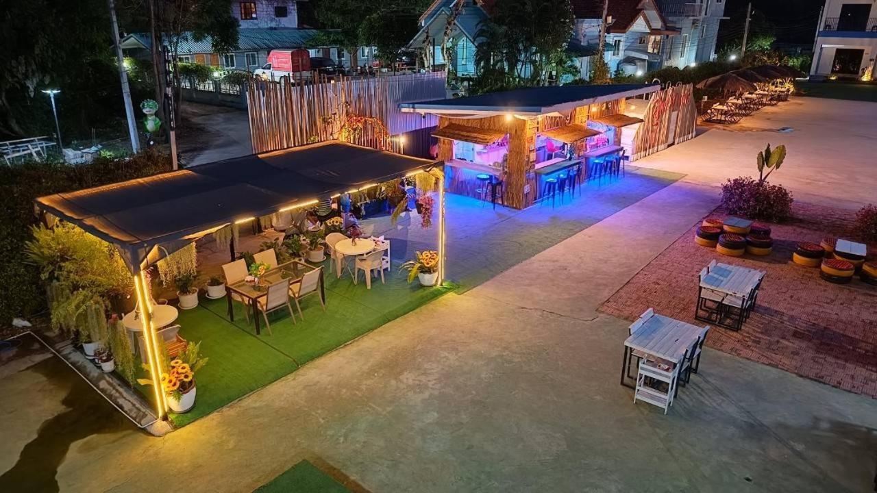 Wixky Hotel نونغ خاي المظهر الخارجي الصورة