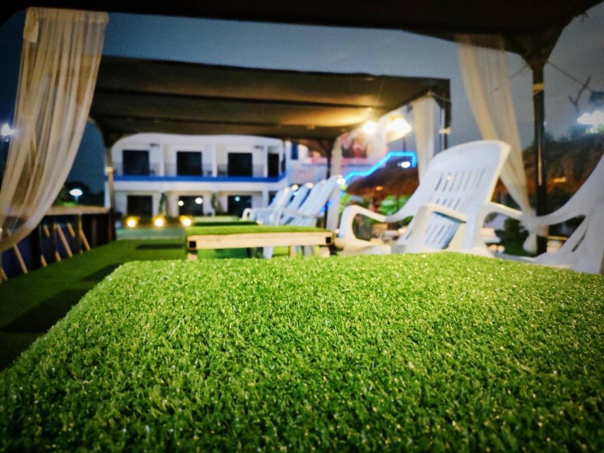 Wixky Hotel نونغ خاي المظهر الخارجي الصورة