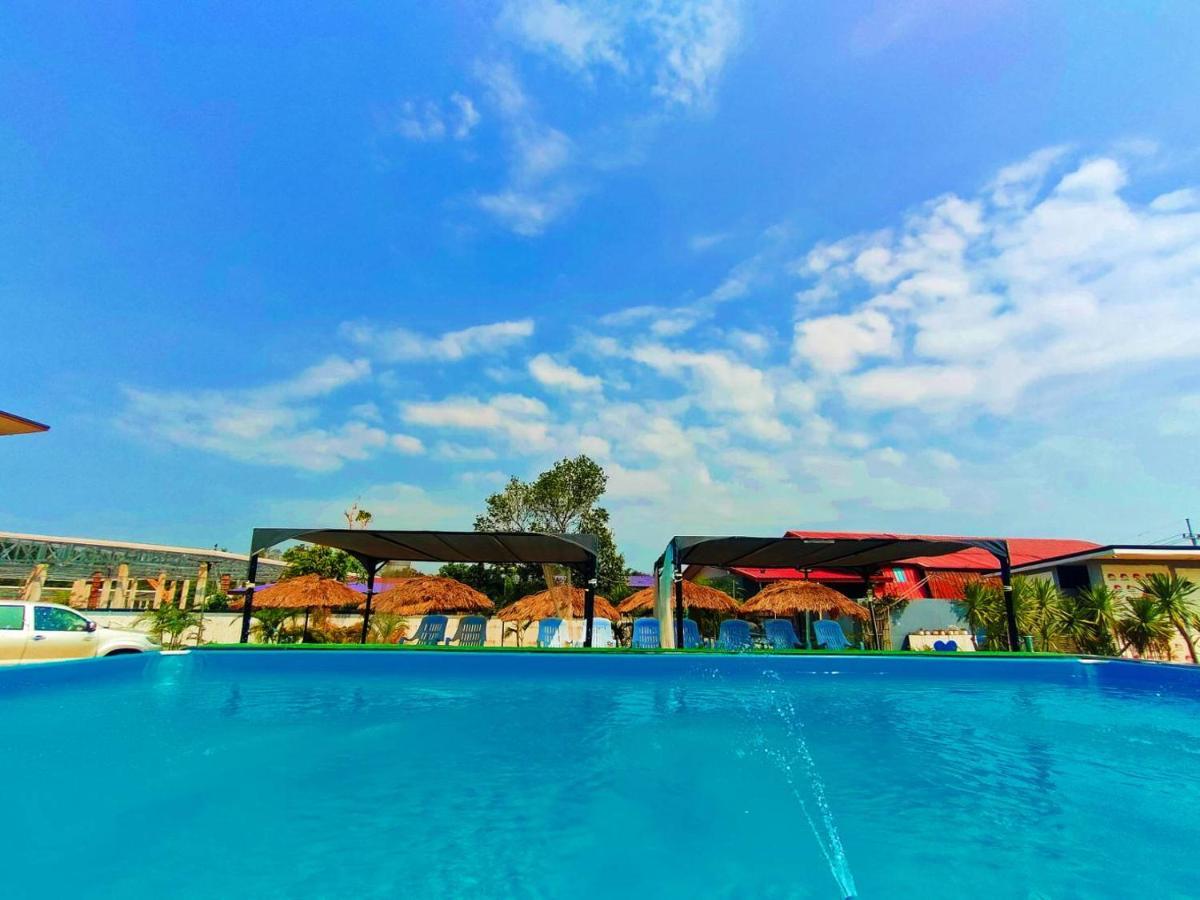 Wixky Hotel نونغ خاي المظهر الخارجي الصورة