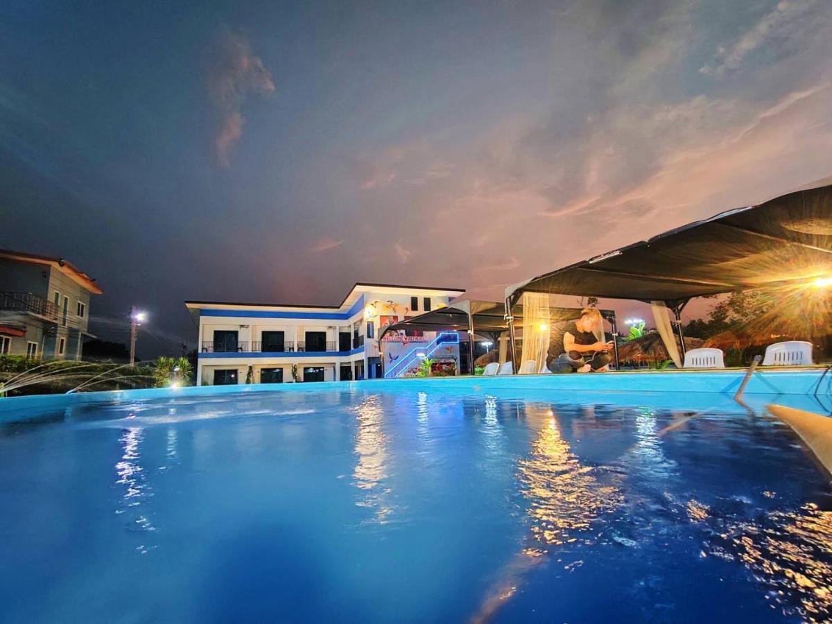 Wixky Hotel نونغ خاي المظهر الخارجي الصورة