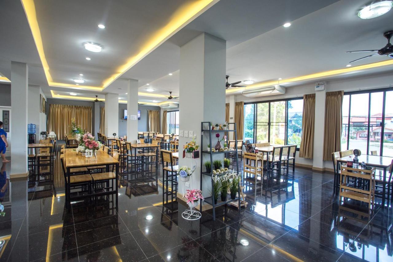 Wixky Hotel نونغ خاي المظهر الخارجي الصورة